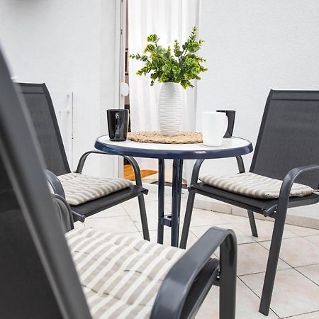 Apartman Gundulic Vinkovci Exteriör bild