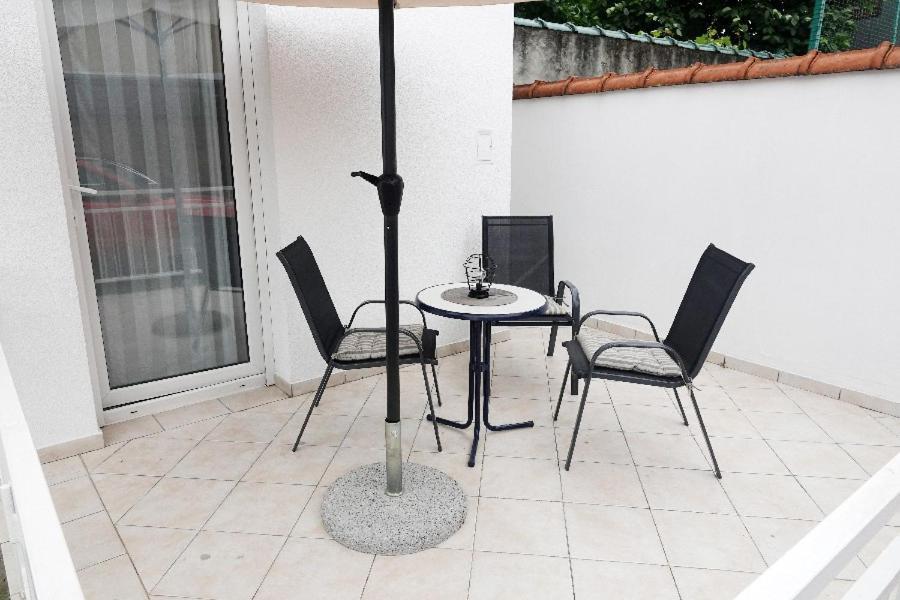 Apartman Gundulic Vinkovci Exteriör bild