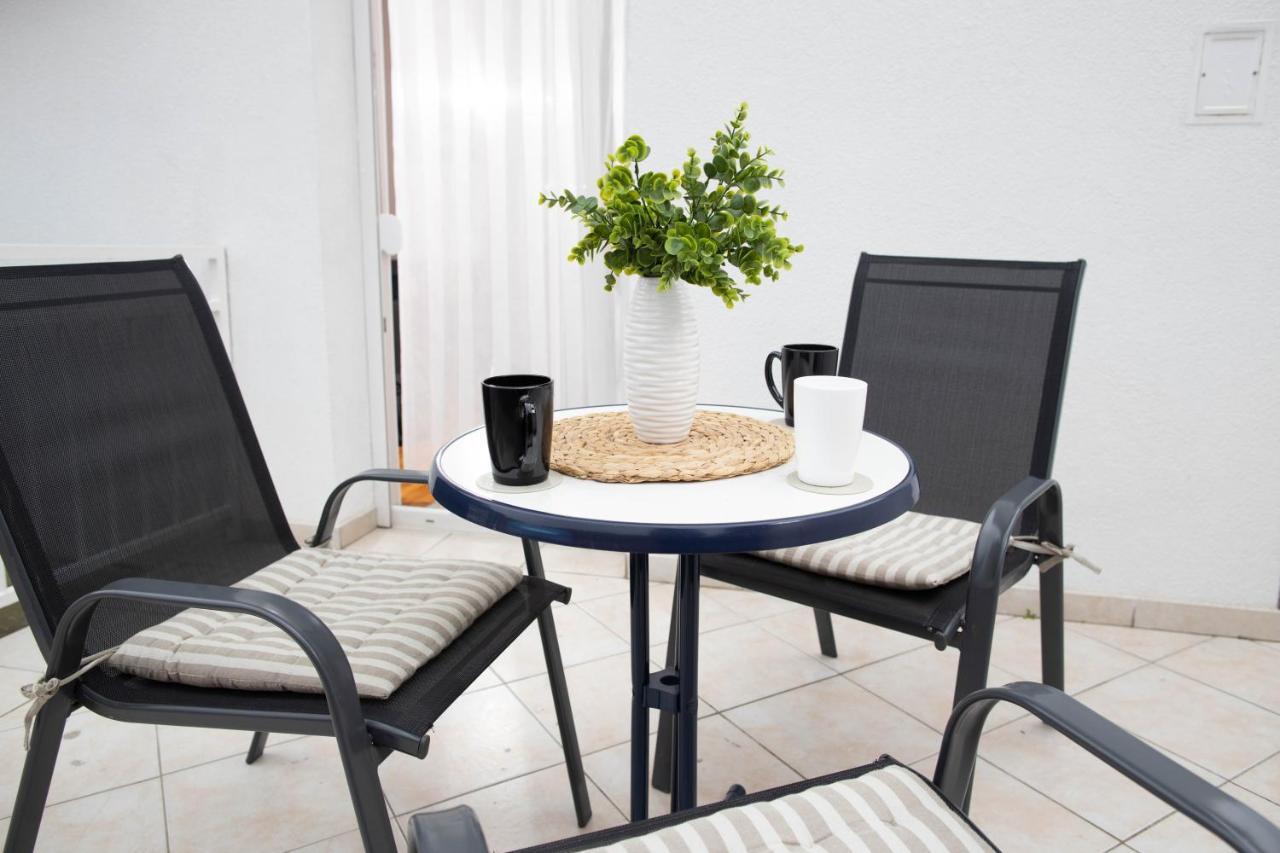 Apartman Gundulic Vinkovci Exteriör bild