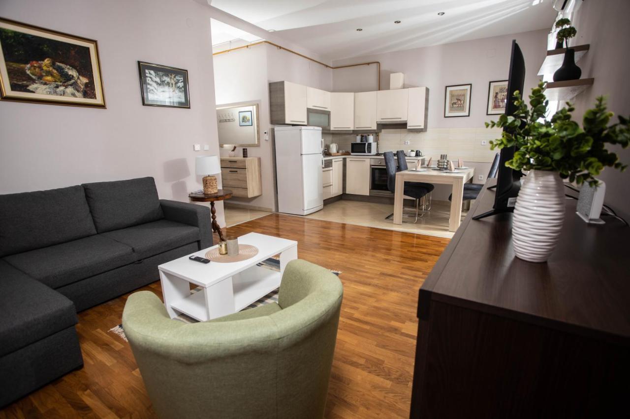Apartman Gundulic Vinkovci Exteriör bild